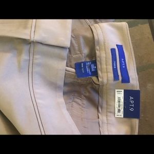 Women's Capri Pants